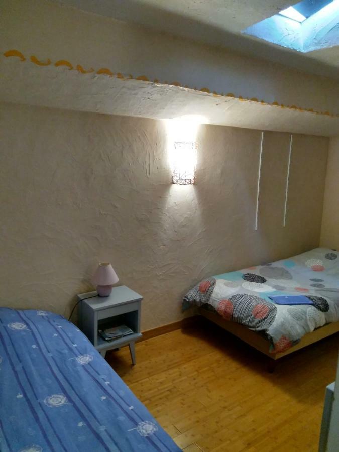 Appartement Au Calme Centre Ville A 2 Pas Du Vieux Marche La Rochelle  Eksteriør billede