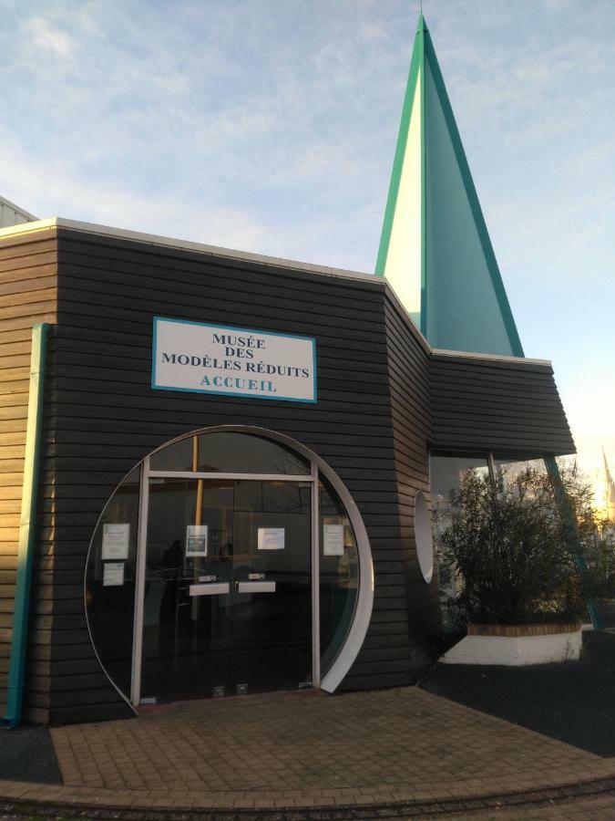Appartement Au Calme Centre Ville A 2 Pas Du Vieux Marche La Rochelle  Eksteriør billede